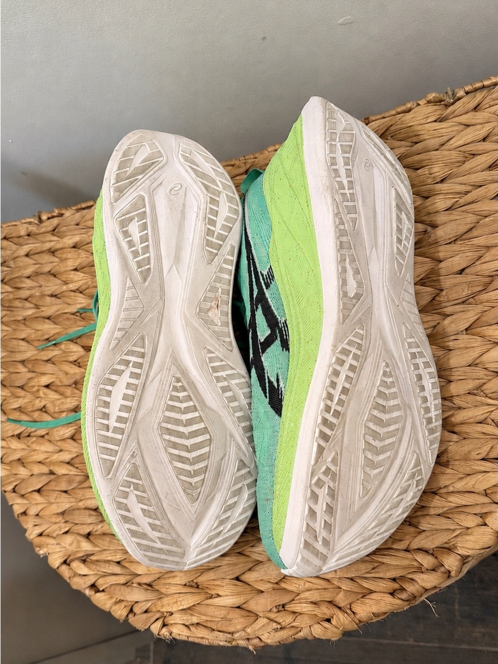 ASICS Women's Green Athletic Running Shoes - Picture 4 of 5